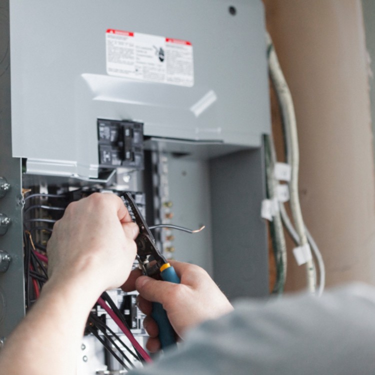 Electrical Services in Los Angeles, CA